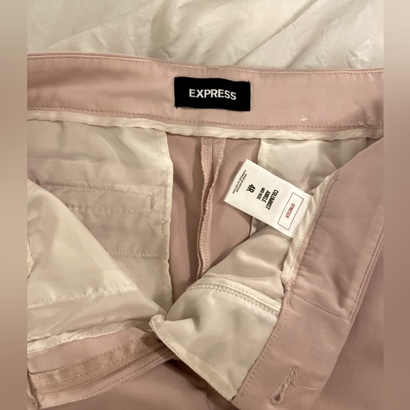 Express pants. - Picture 3 of 4